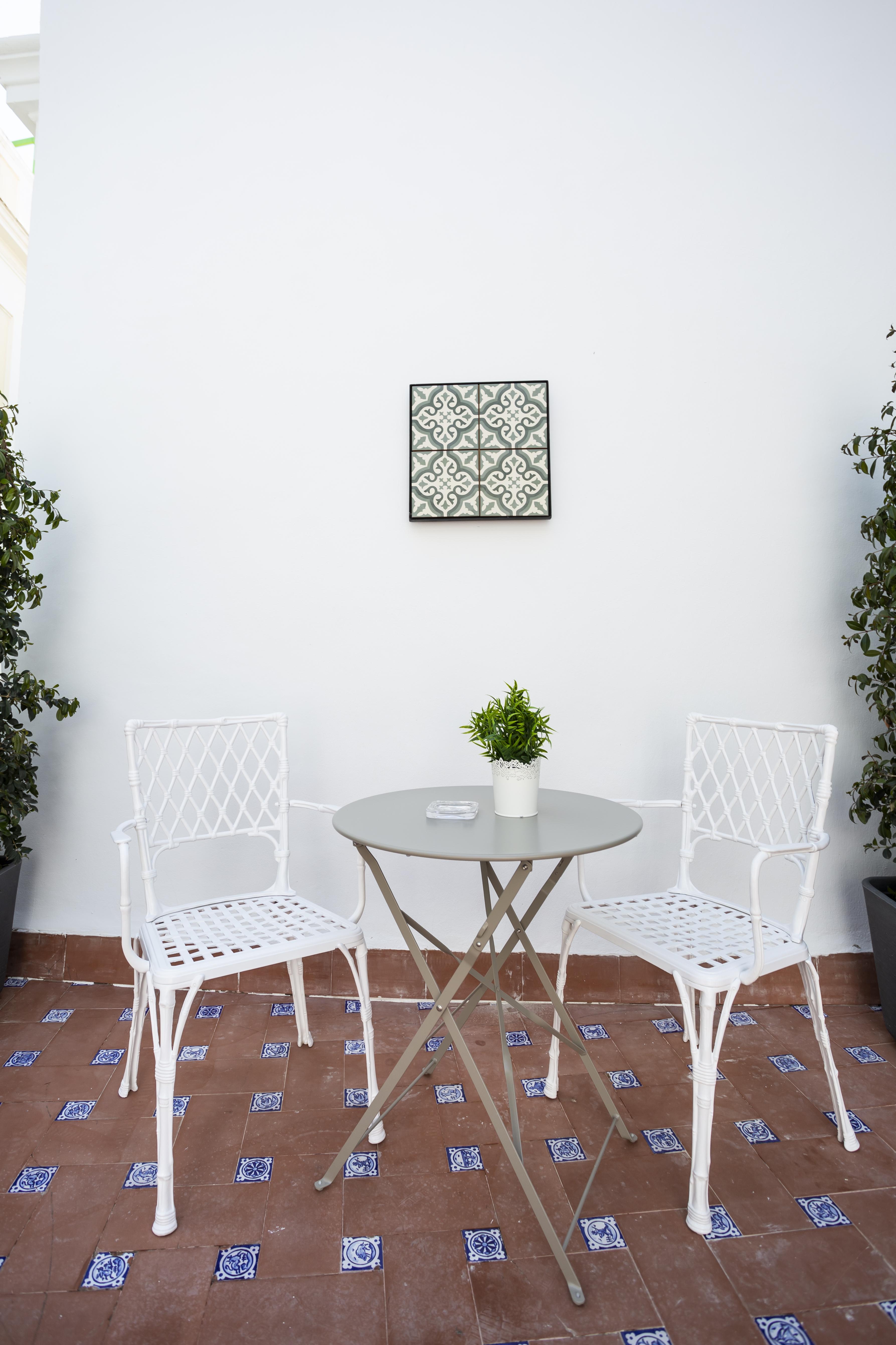 Basic Hotel Sevilla Catedral Bagian luar foto